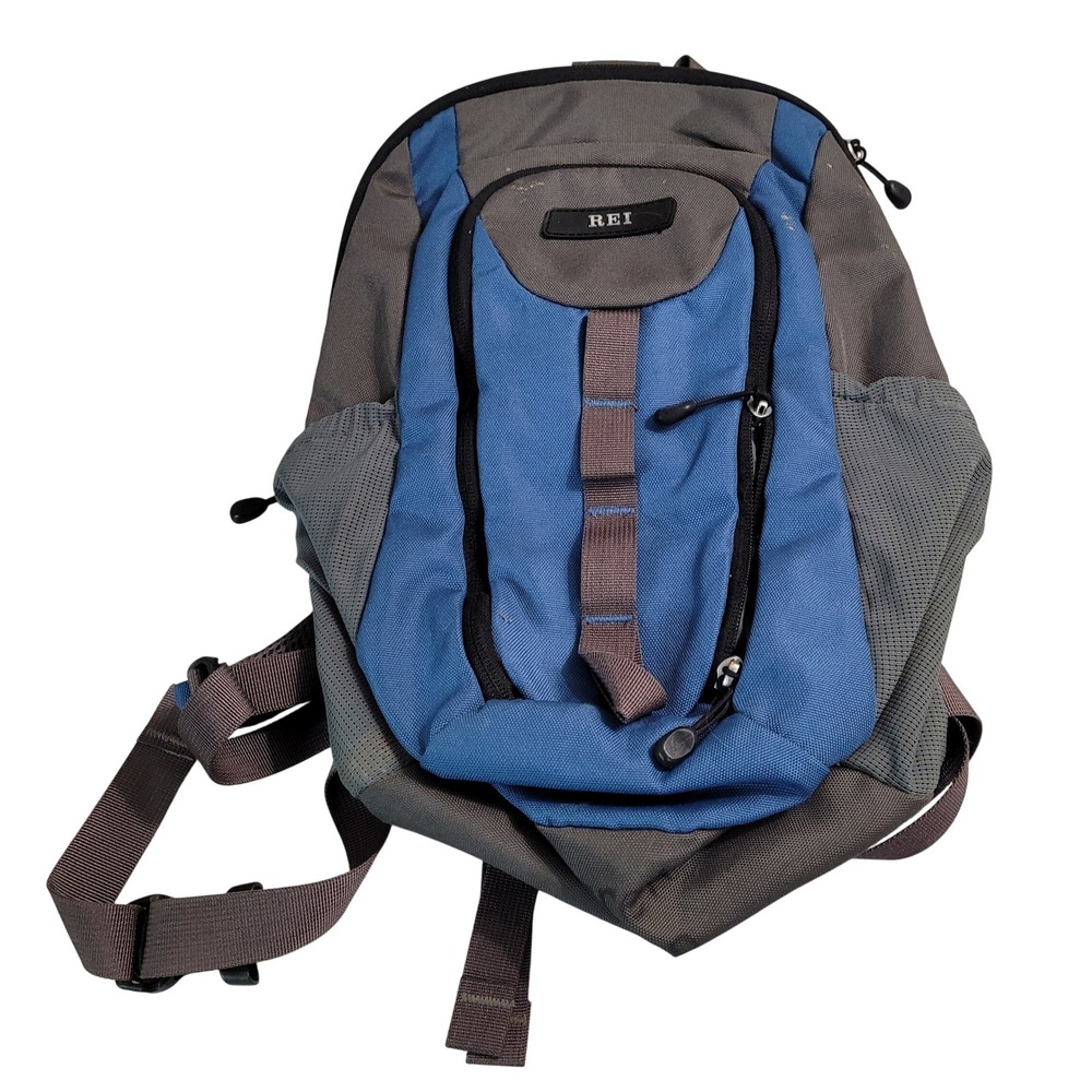 REI Backpack Daypack Blue Grey Small Hiking Camping Outdoor Bag Daisy Chain GOOD